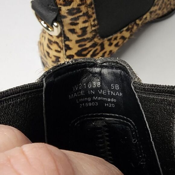 NEW Cole Haan Calf Hair Leopard Ankle NEW Women's Size 5 Booties water resistant - Picture 2 of 8